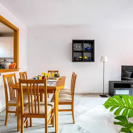 Apartment Oleholidays Alvarito Playa Junto Al Mar Marbella