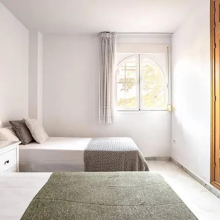 Oleholidays Alvarito Playa Junto Al Mar * Marbella