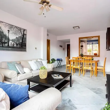 Oleholidays Alvarito Playa Junto Al Mar Marbella