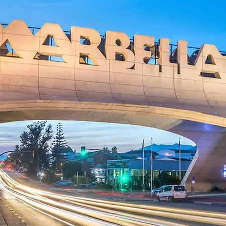 Oleholidays Alvarito Playa Junto Al Mar * Marbella